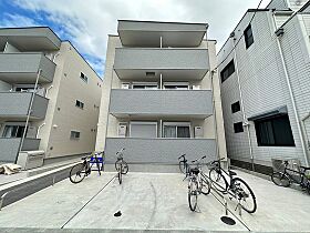 広島県広島市中区江波本町（賃貸アパート1LDK・3階・29.94㎡） その1