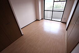 祇園ロイヤル 4階2DKのリビング/ダイニング