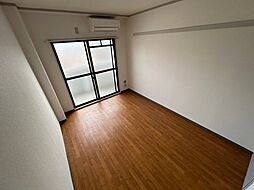 ウイング上安 5階1Kのリビング/ダイニング