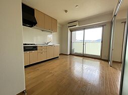 第2沖ビル 4階2DKのリビング/ダイニング