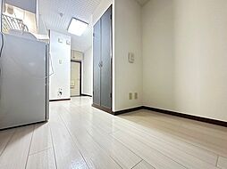 ＬＵＣＩＲ十日市 1階ワンルームのリビング/ダイニング