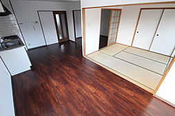 シャルマン財官II 4階3LDKのリビング/ダイニング