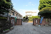 小学校「広島市立千田小学校まで973ｍ」