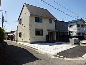 シャルムラネージュ  ｜ 広島県広島市西区草津南1丁目（賃貸アパート2LDK・2階・64.59㎡） その1