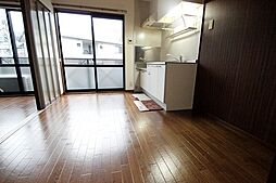 居間