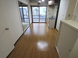 居間