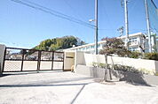 小学校「広島市立口田小学校まで1417ｍ」