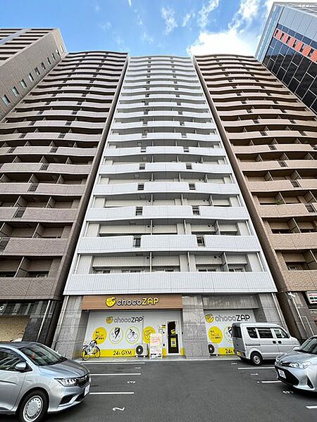 広島県広島市中区宝町(賃貸マンション2LDK・19階・57.37㎡)の写真 その1