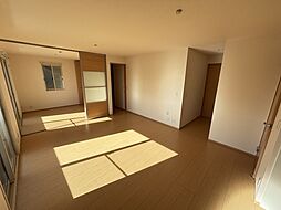 エトワール　壱番館 2階3LDKのリビング/ダイニング