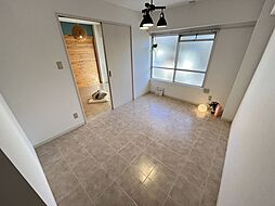 細田山ビル 2階1LDKのリビング/ダイニング