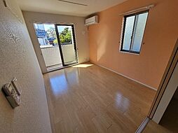 クローバーＭ 1階2DKのリビング/ダイニング