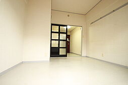 サムソン都町 2階1Kのリビング/ダイニング