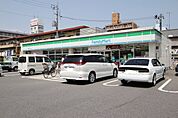 コンビニ「ファミリーマート南観音二丁目店まで177ｍ」