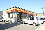 コンビニ「デイリーヤマザキ可部バイパス店まで127ｍ」