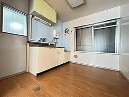 居間