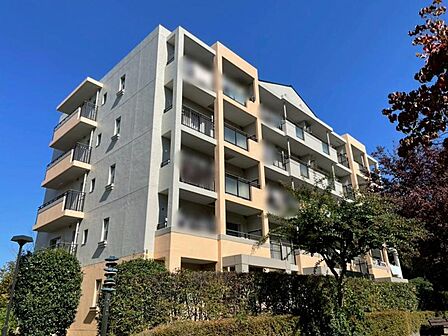 小学校まで徒歩5分!子育て世代にオススメです