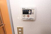 寝屋川市駅近のセパレートマンションです。