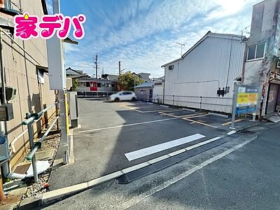 外観：渥美線「南栄」駅まで徒歩3分！建築条件はありません。