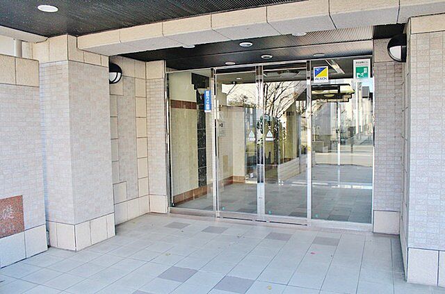 エントランス グランコート新栄 1階/-