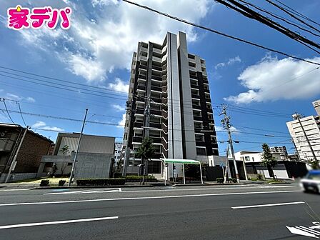 地域に密着した不動産会社として、お客様のニーズに合わせた住まい探しを、経験豊富なスタッフが丁寧にサポートいたします。住まいに関することはお気軽にご相談ください!