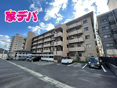 【角部屋】羽根井小学校まで徒歩6分!和室完備の「4LDK」開放感のある対面キッチン。全居室収納付き。2面バルコニー。買い物施設が徒歩圏内!