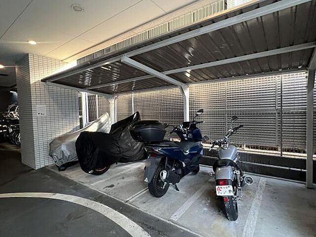 駐車場 ライオンズ鶯谷マークスフォート 9階/-