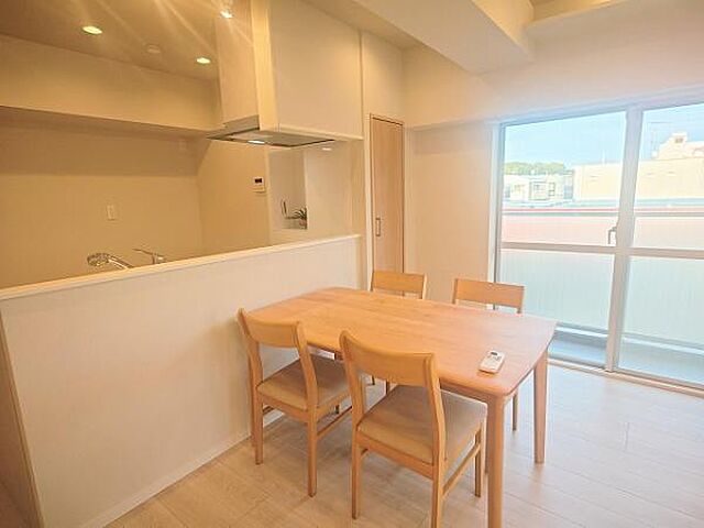 リビング/ダイニング メゾン西永福 3階/-