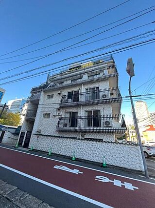 渋谷駅徒歩約1...