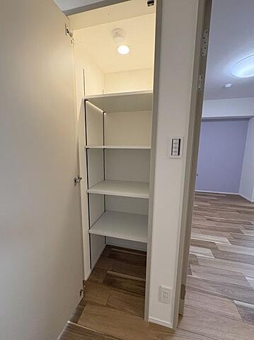 収納 ライオンズステーションプラザ千歳烏山 5階/-