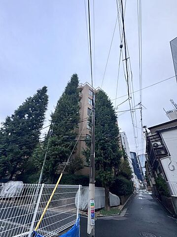 外観 ホームズ東中野 5階/-