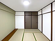 和室6帖。異なる場合は現況を優先します。