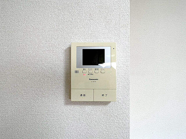 モニター付きインターホン。異なる場合は現況を優先します。