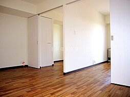 ビッグパレス南6条 807 8階2LDKのリビング/ダイニング