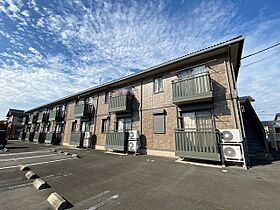 ルリエール 103 ｜ 群馬県伊勢崎市安堀町（賃貸アパート1LDK・1階・35.30㎡） その1