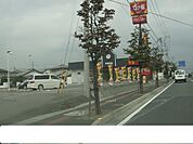 飲食店「すき家伊勢崎除ヶ町店まで787m」