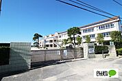 中学校「伊勢崎市立あずま中学校まで2103m」