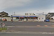 コンビニ「ローソン伊勢崎太田町店まで771m」
