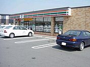 コンビニ「セブンイレブン伊勢崎除ヶ町店まで100m」
