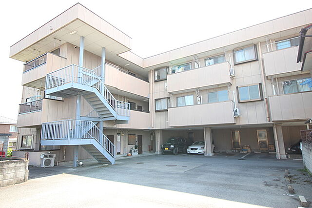 4 / 5