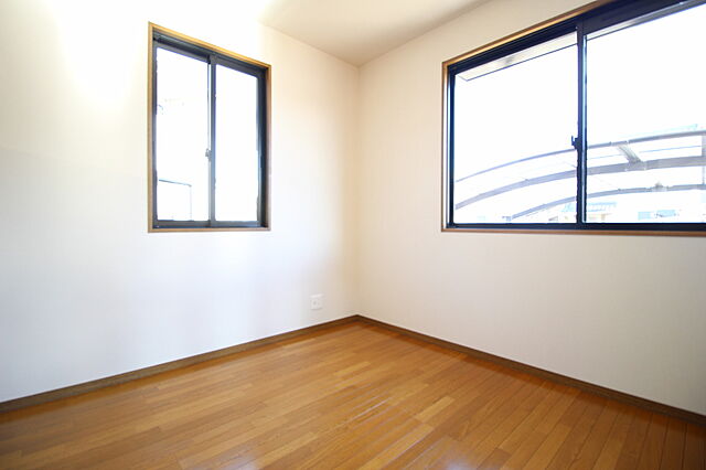 洋室 伊勢崎市美茂呂町4117-3