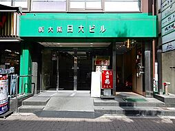 9 / 38