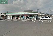 ファミリーマート岡山今七丁目店 365m