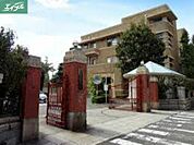国立岡山大学医学部 859m