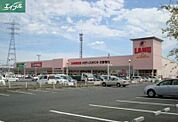 ラ・ムー大安寺店 880m