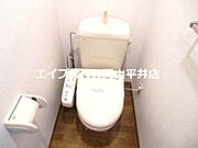 便座暖かいです☆