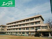 岡山市立妹尾小学校 560m