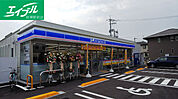 ローソン岡山庭瀬 889m