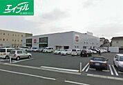 ユニクロ岡山中仙道店 1950m