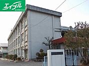 倉敷市立庄小学校 650m