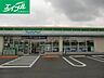 周辺：ファミリーマート岡山庭瀬店 662m
